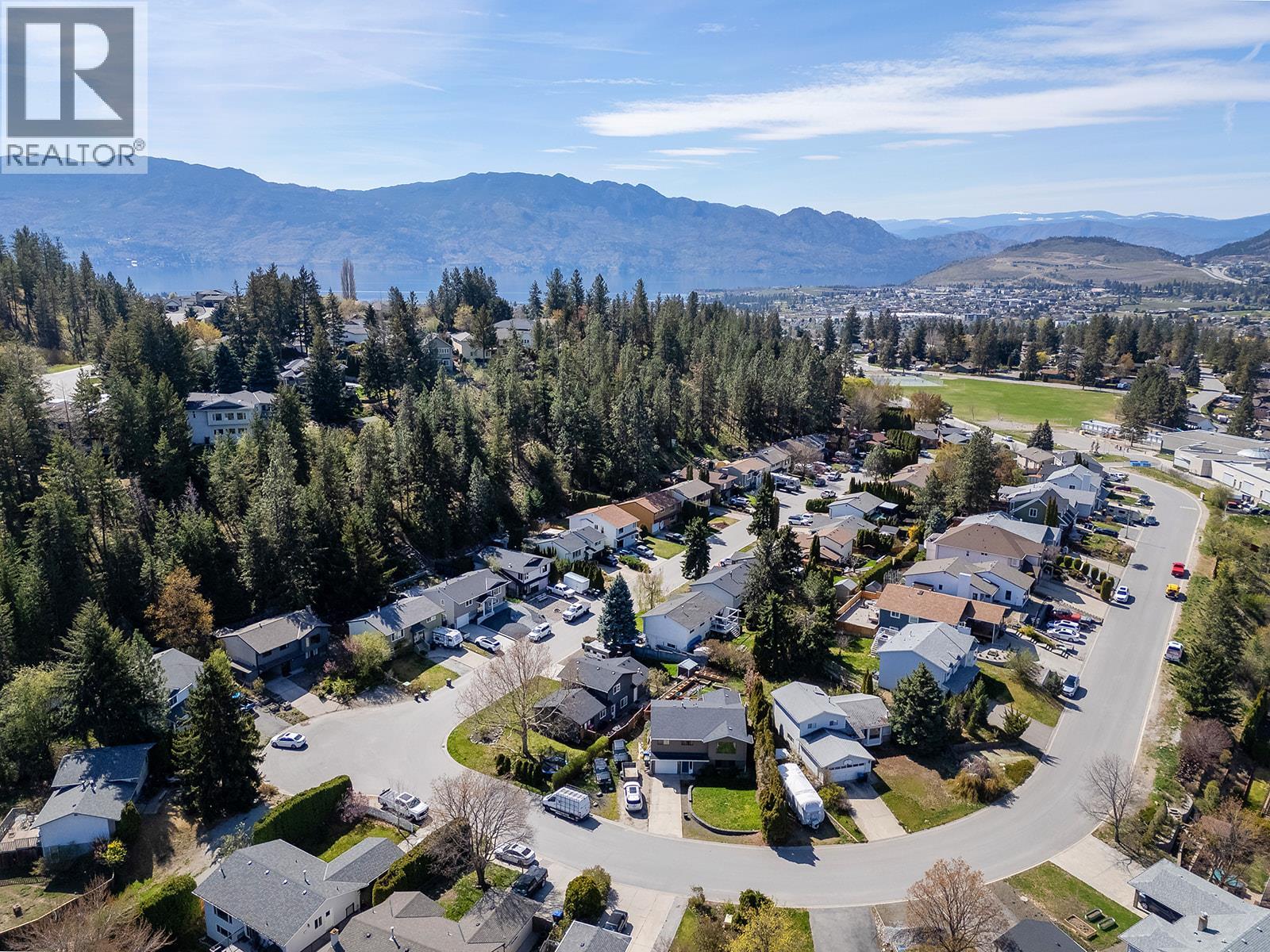  2949 Sandstone Crescent, West Kelowna