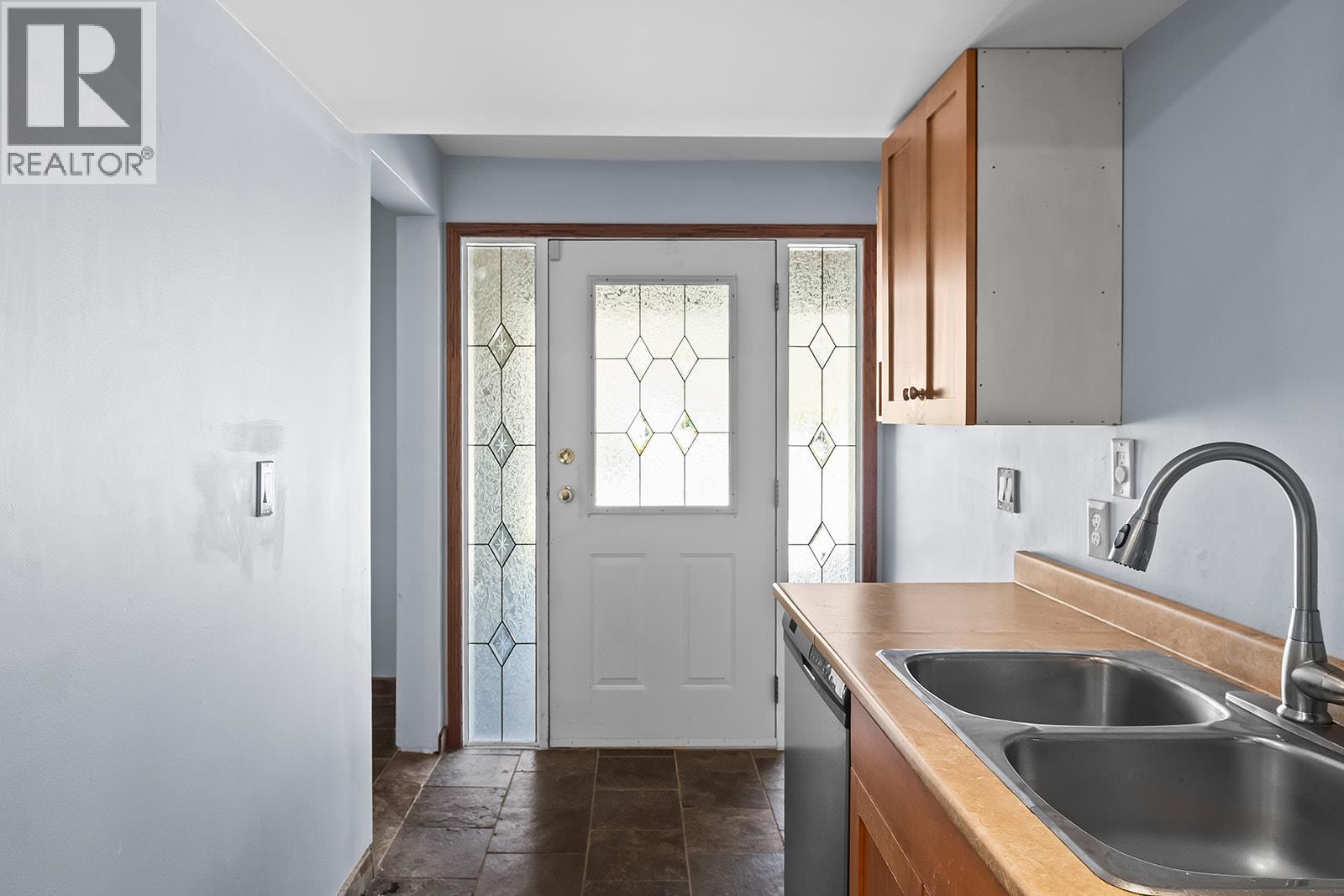  2949 Sandstone Crescent, West Kelowna