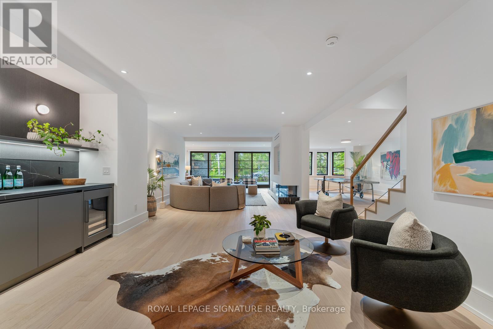 8 CROWN PARK ROAD — photo 36