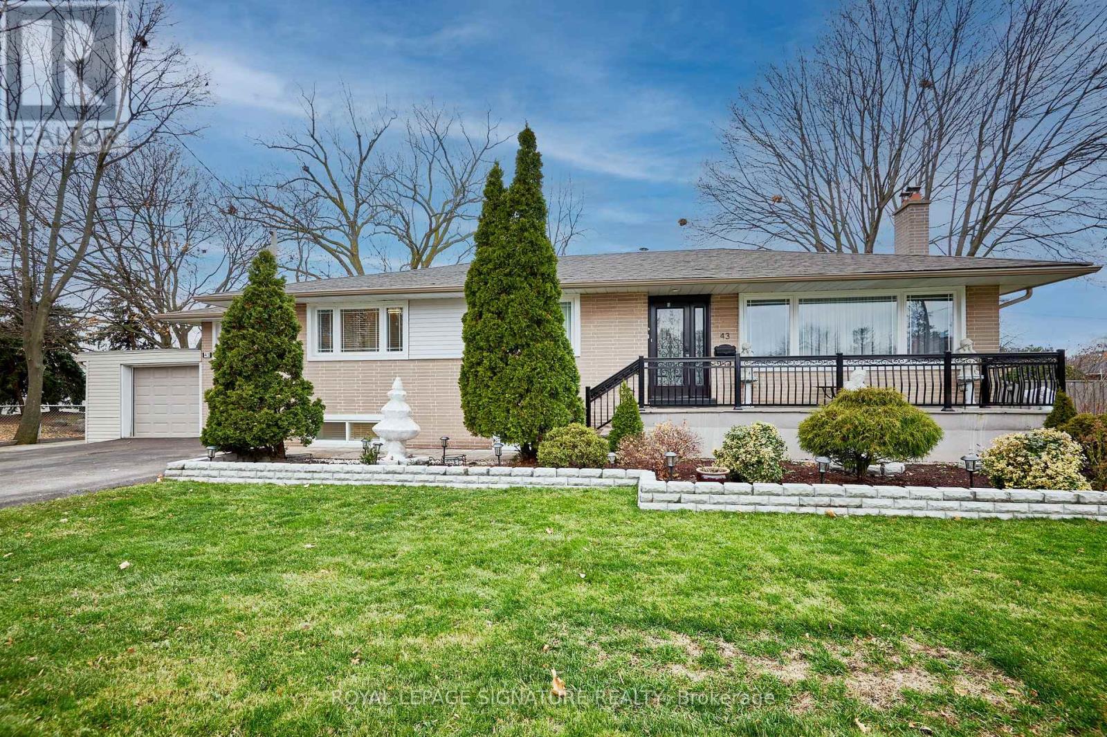 BSMT - 43 MEADOWACRES DRIVE