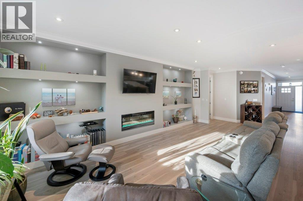  367 CHARDONNAY Avenue, Oliver