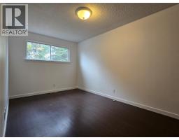 Primary Bedroom - 1584 Stage Road, Cache Creek, BC V0K1H0 Photo 11