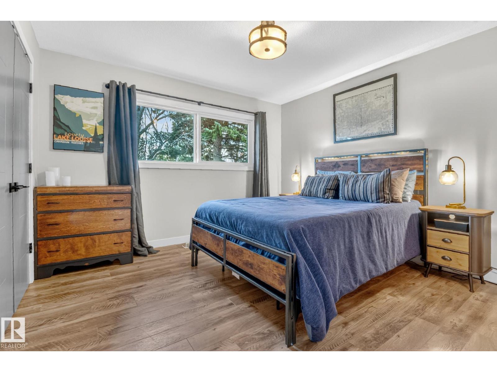 7408 92 AV NW, Edmonton