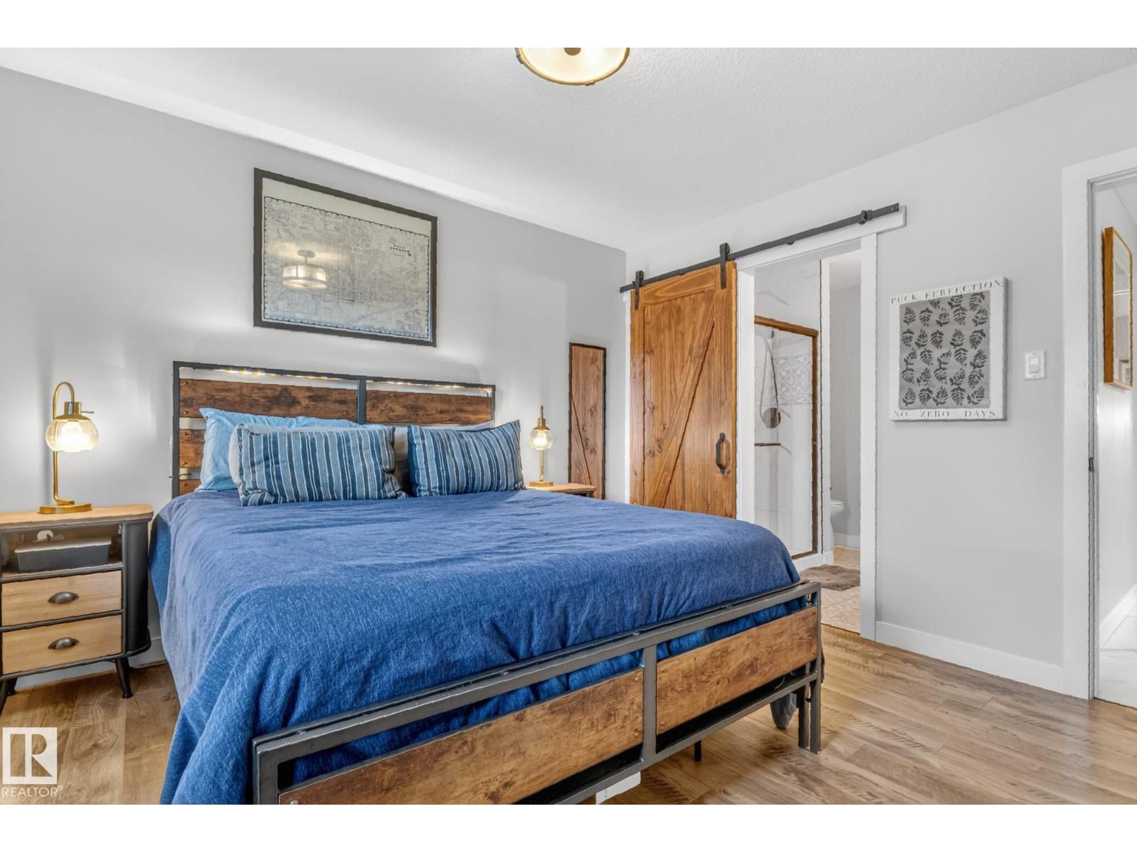 7408 92 AV NW, Edmonton