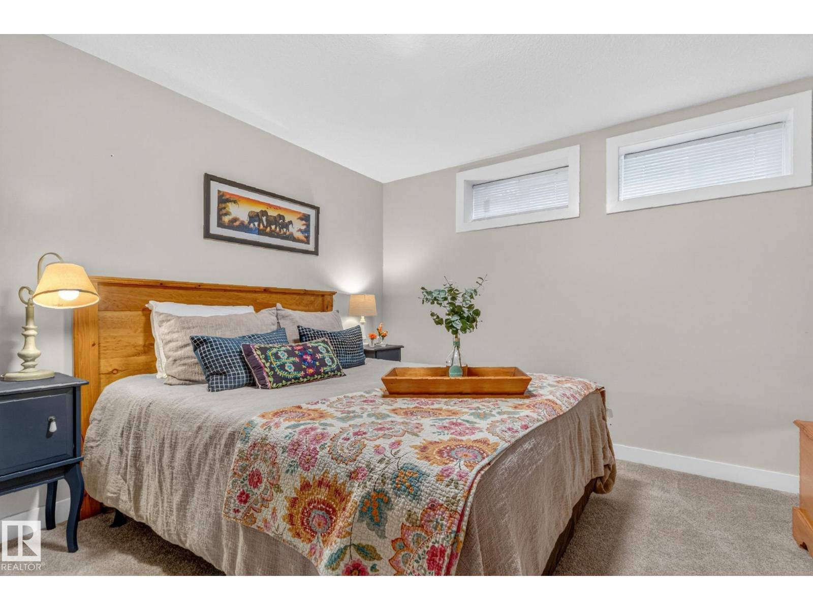 7408 92 AV NW, Edmonton