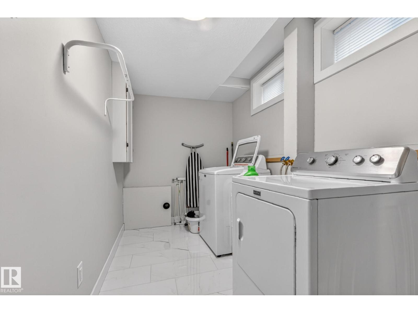 7408 92 AV NW, Edmonton