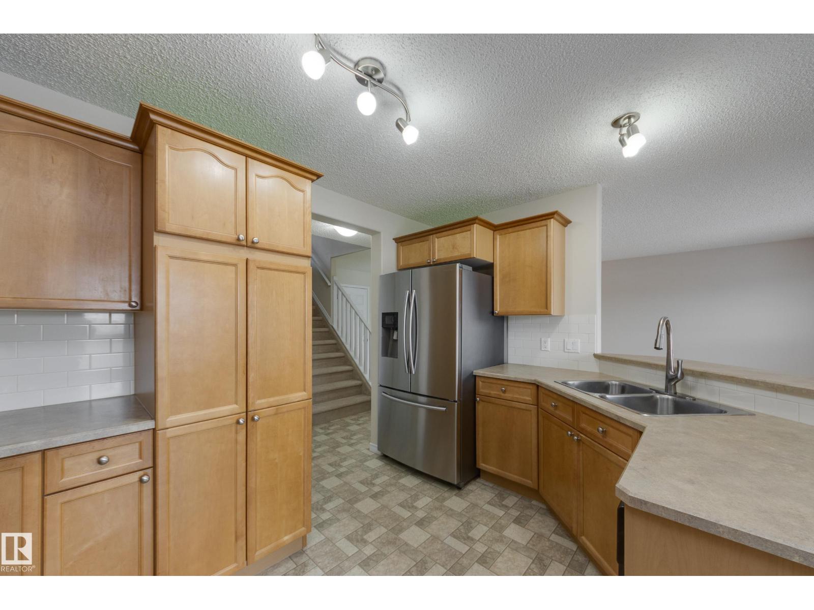 16522 56 ST NW, Edmonton