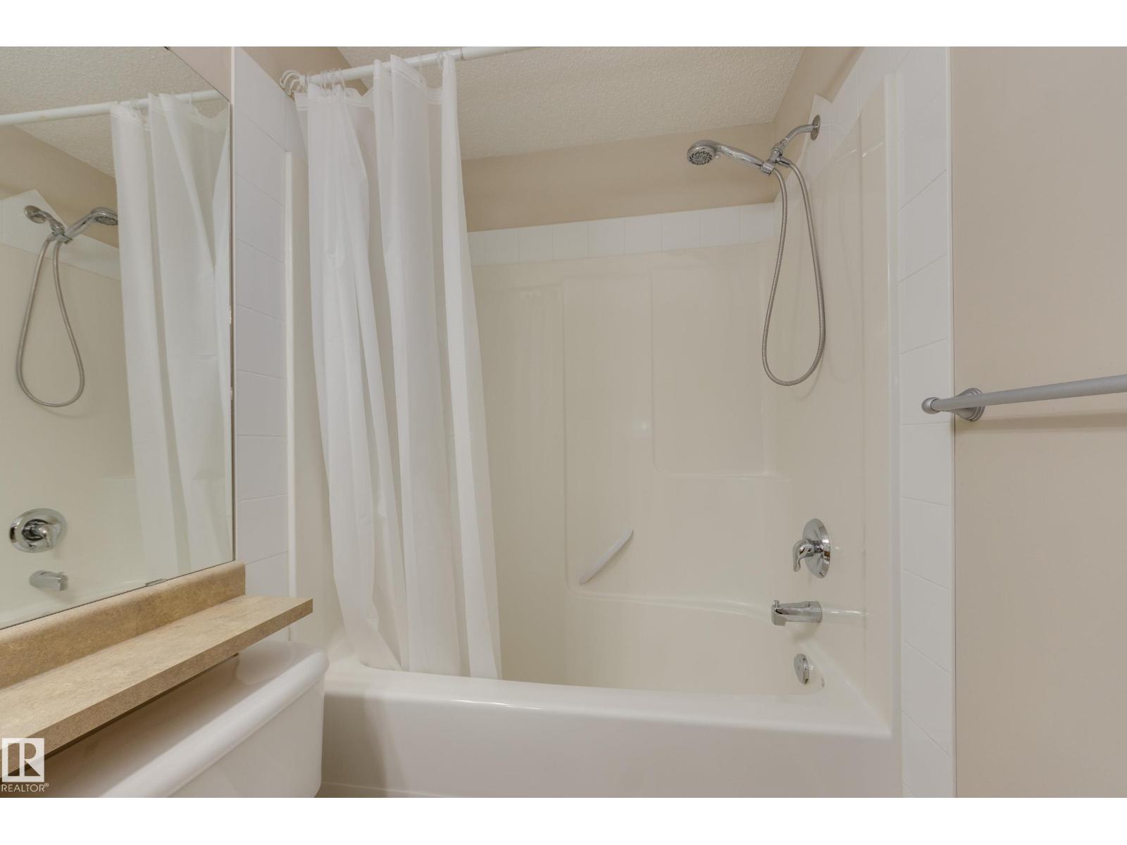 16522 56 ST NW, Edmonton