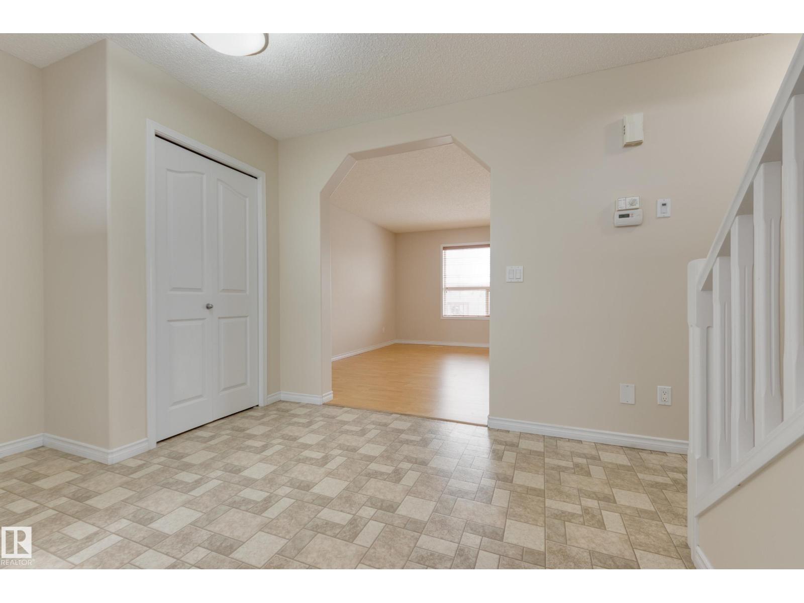 16522 56 ST NW - 3