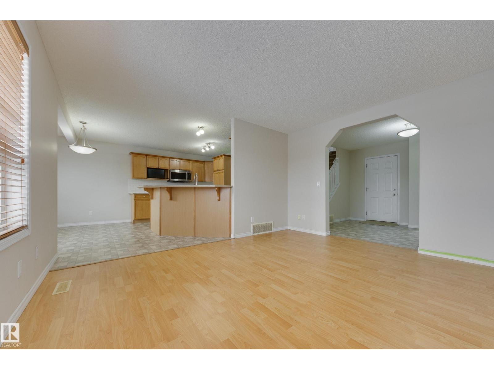 16522 56 ST NW, Edmonton