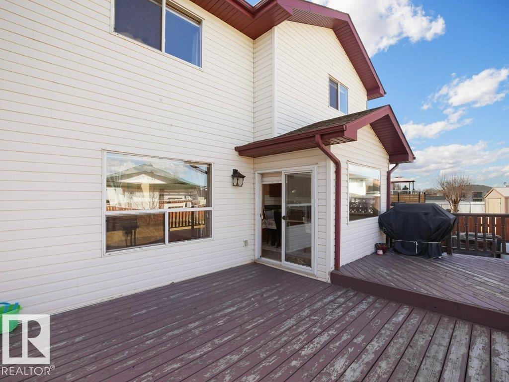 5320 156 AV NW, Edmonton