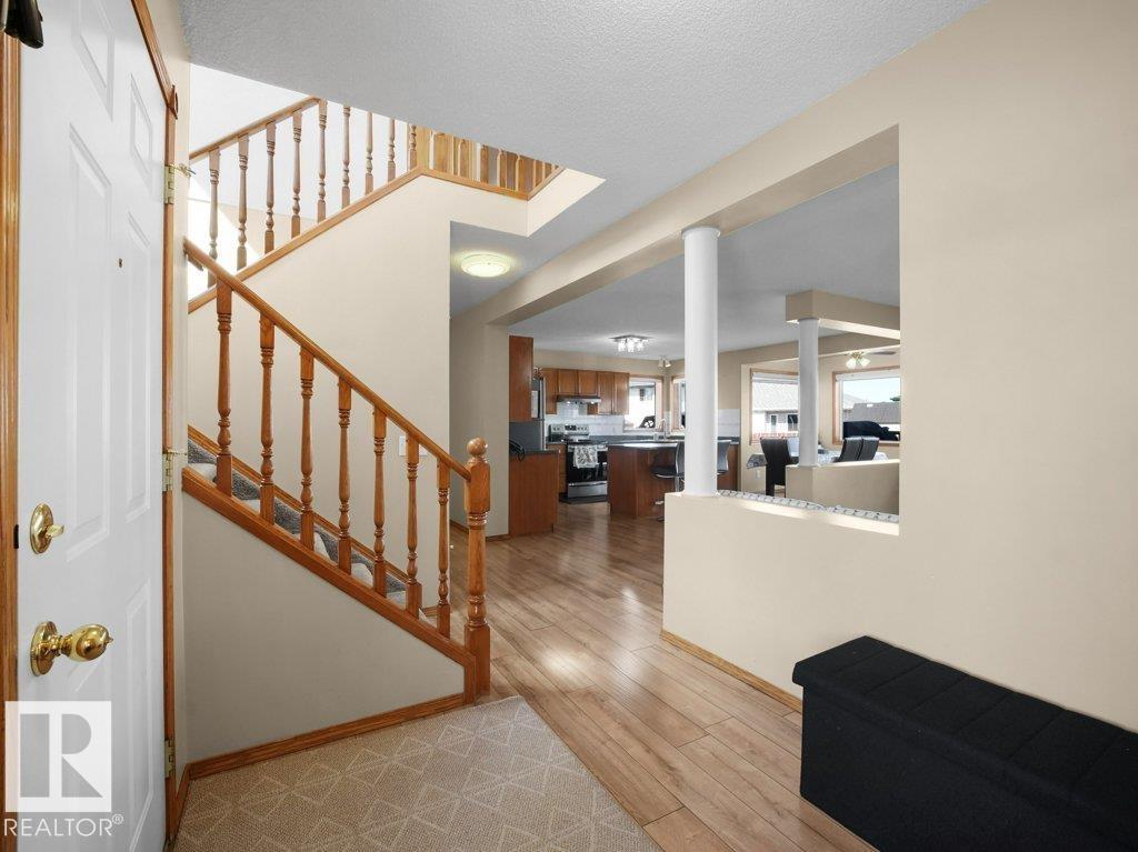 5320 156 AV NW, Edmonton