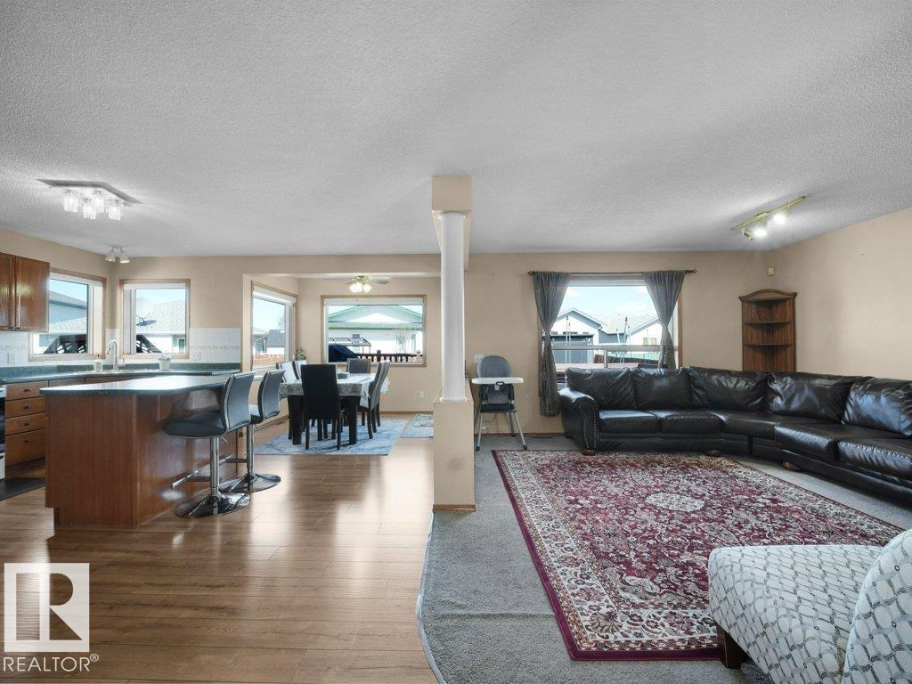 5320 156 AV NW - 20