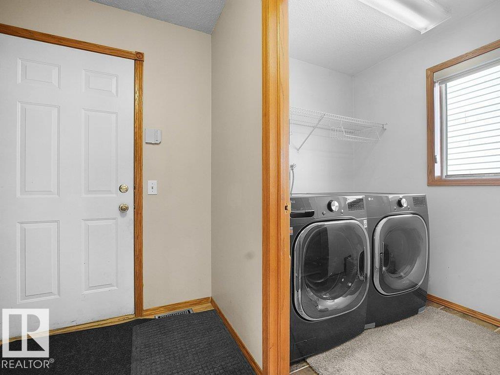 5320 156 AV NW - 31