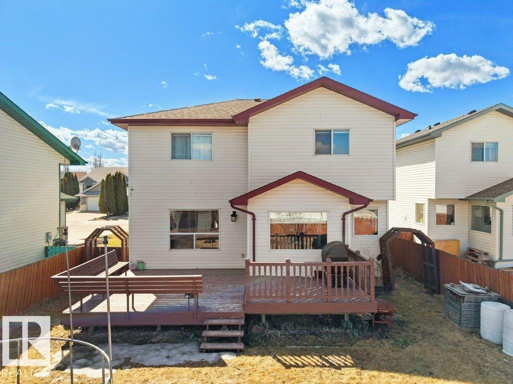 5320 156 AV NW, Edmonton