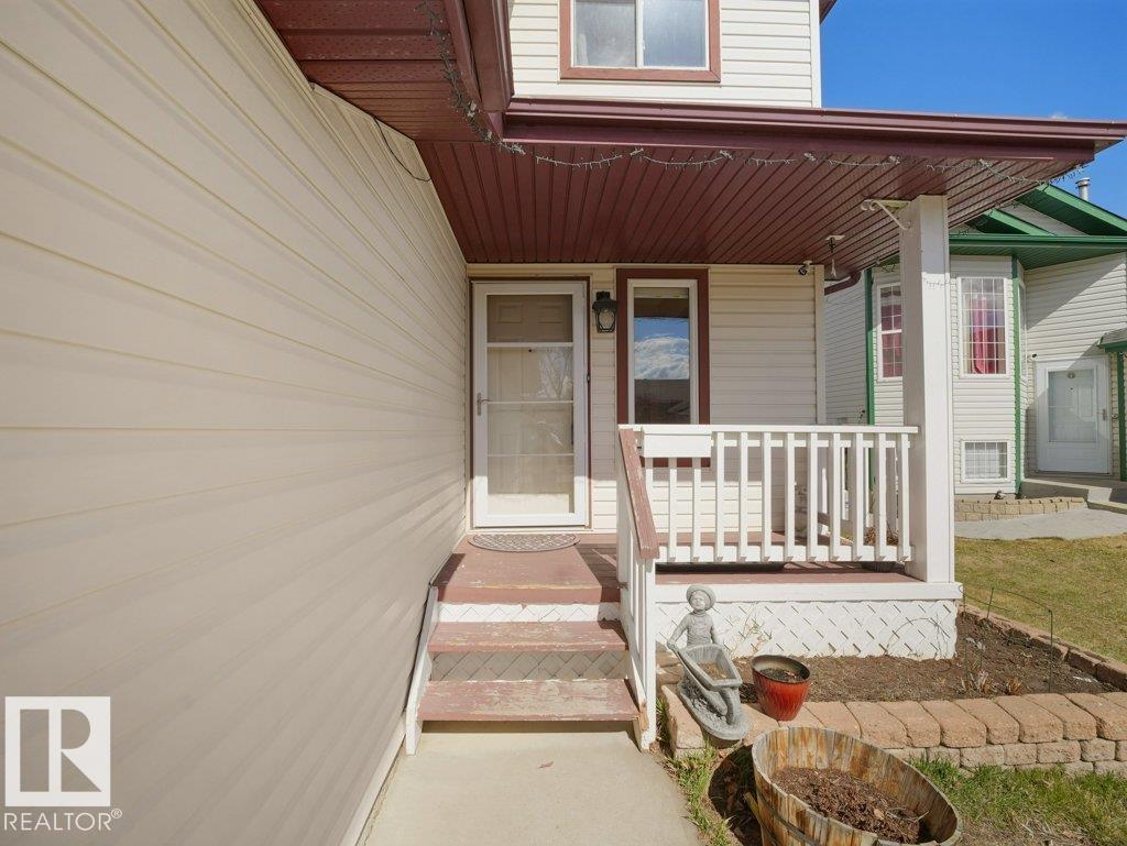 5320 156 AV NW, Edmonton