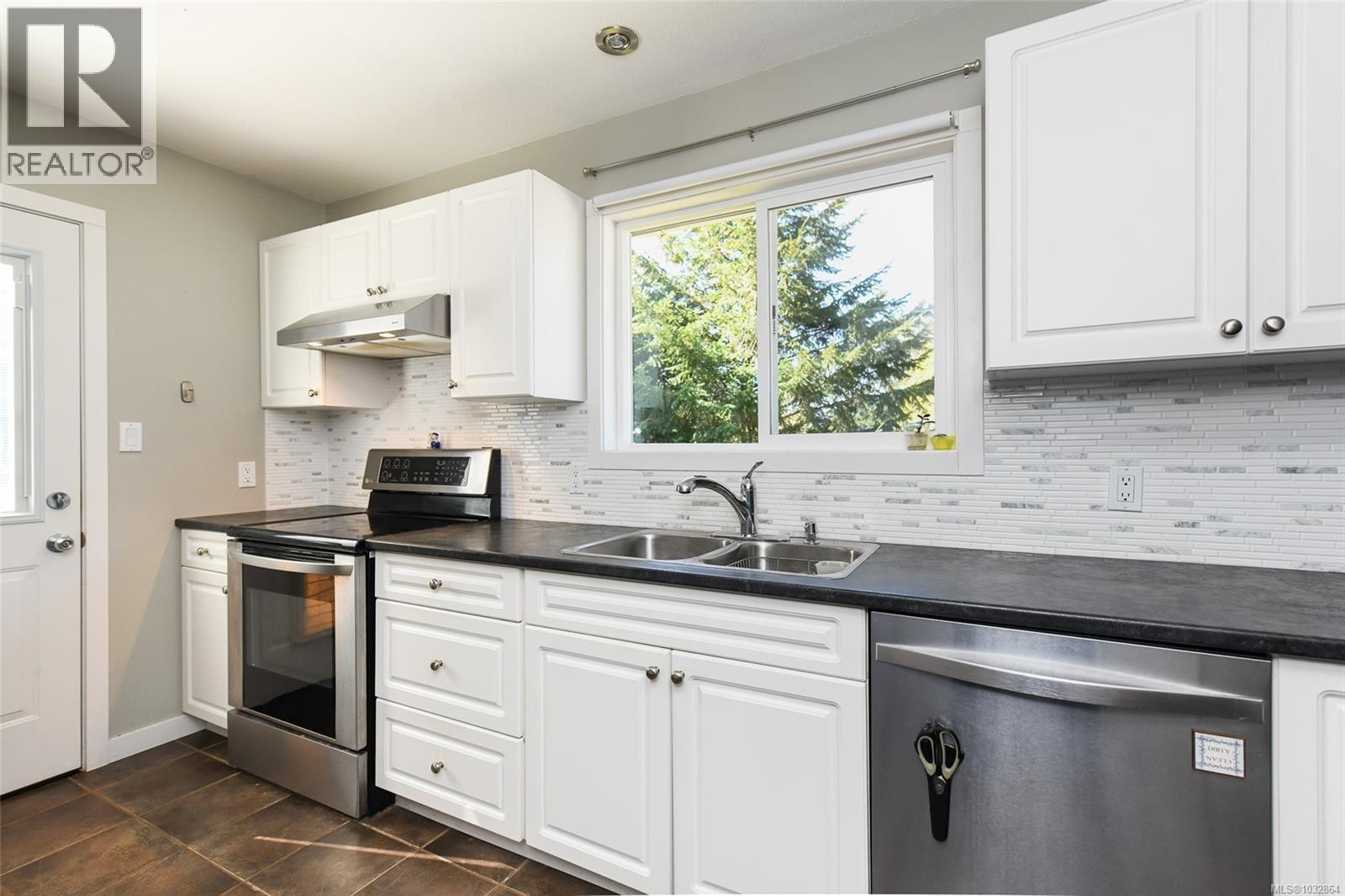 280 Glacier View Dr - 11