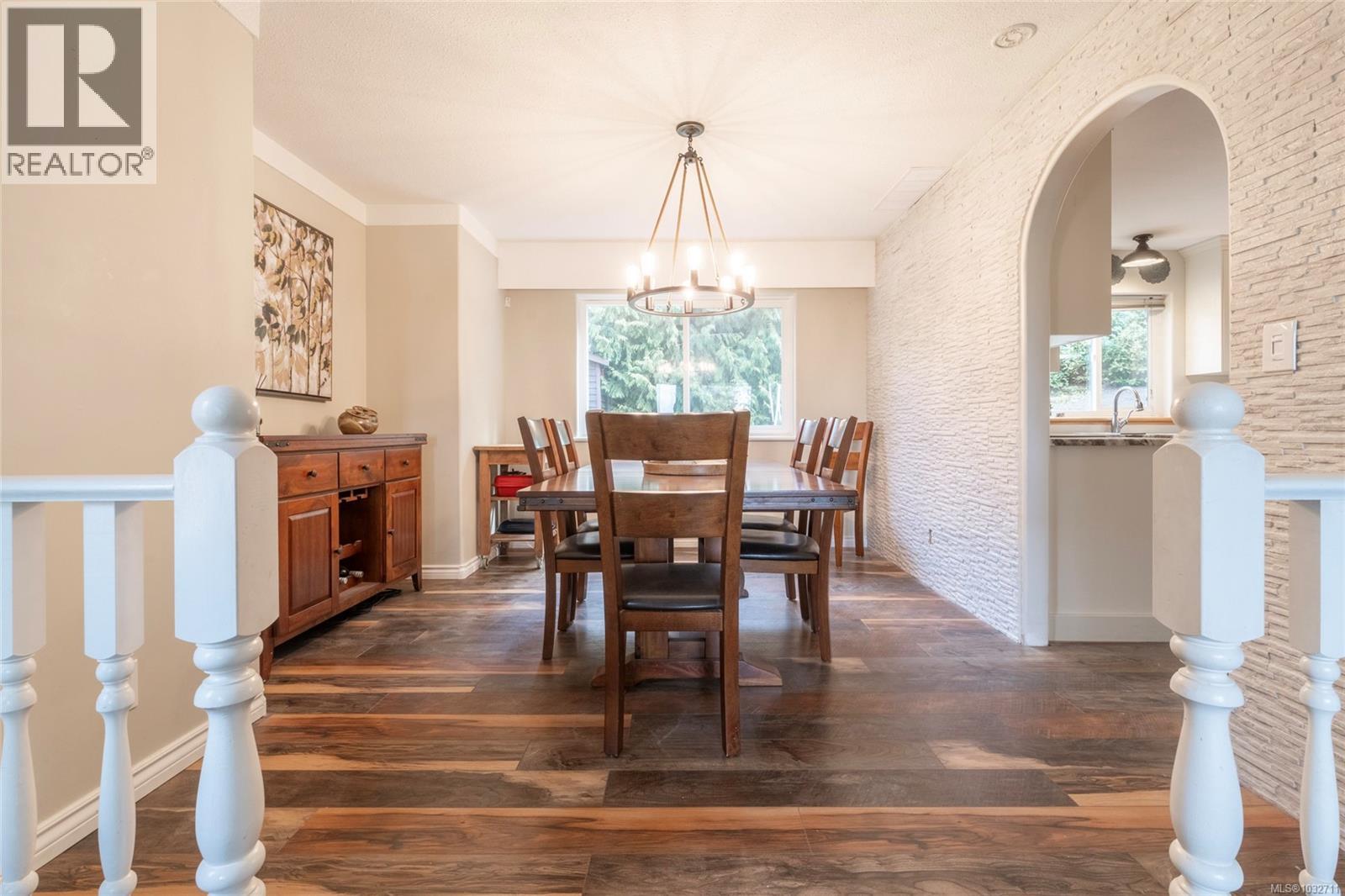 1108 VIEWTOP RD - 10