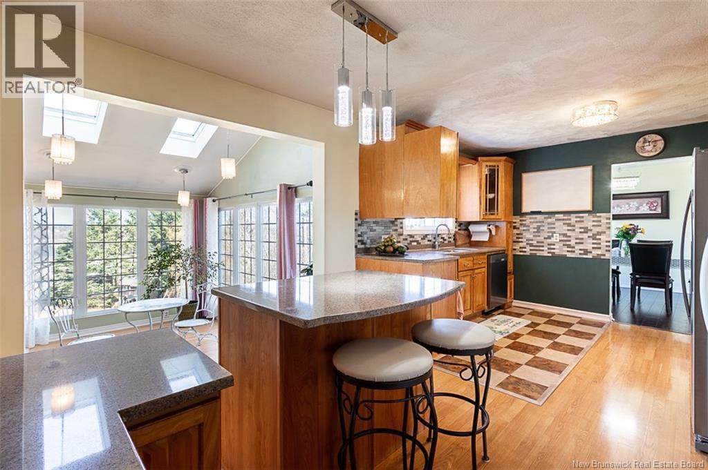 939 Coverdale Road - 15