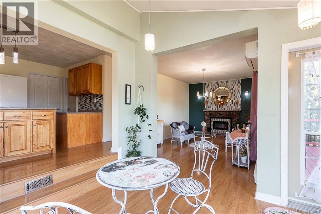939 Coverdale Road - 20