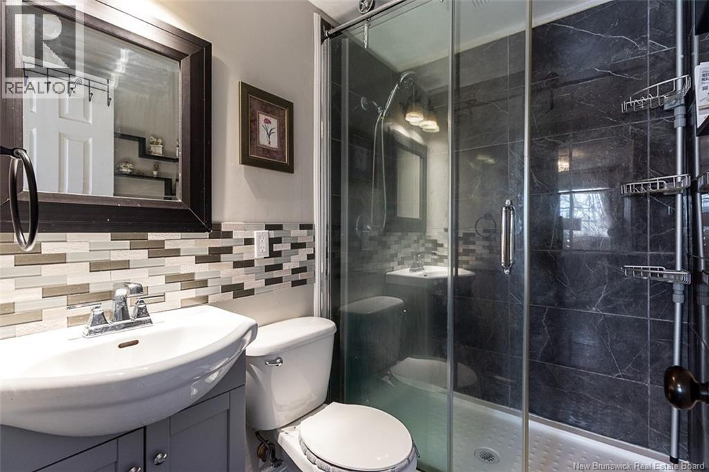 939 Coverdale Road - 23
