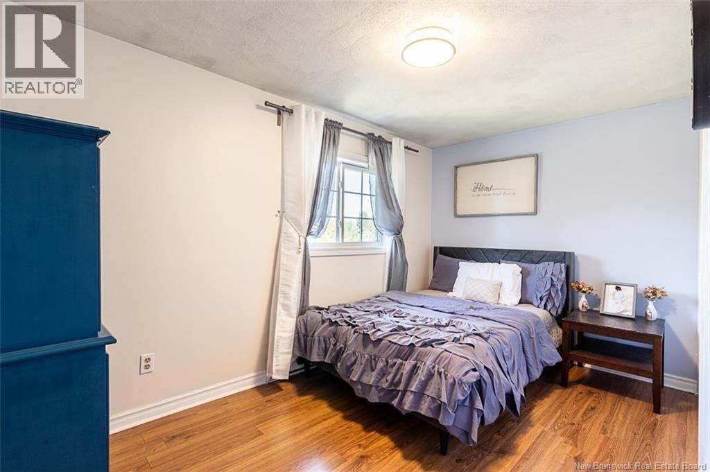 939 Coverdale Road - 25