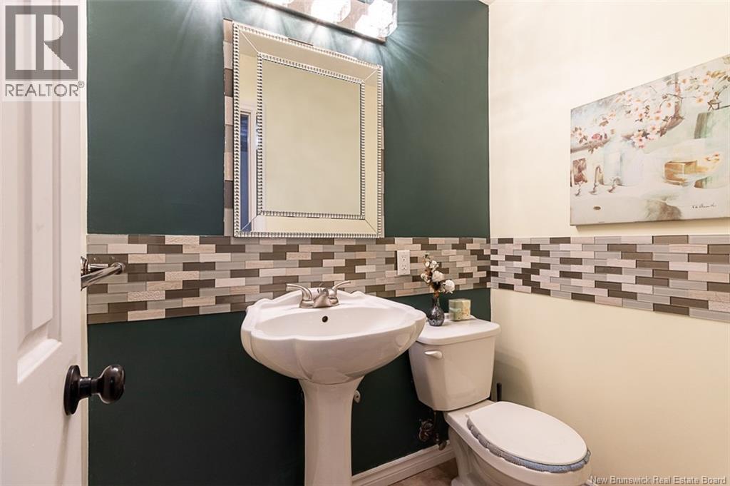 939 Coverdale Road - 28