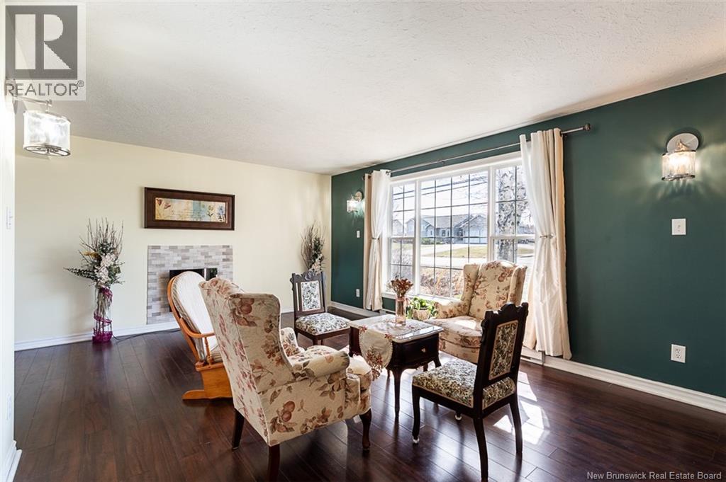 939 Coverdale Road - 7