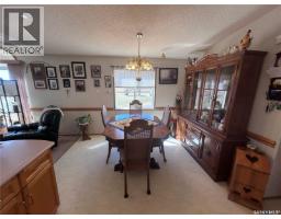 301 Willow Park Green, Estevan, SK S4A2R9 Photo 12
