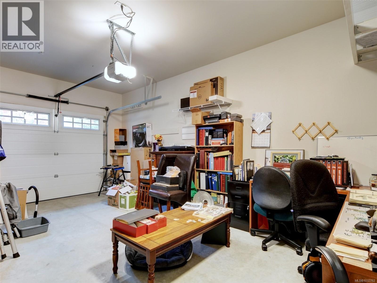#101 6717 Ayre Rd - 18
