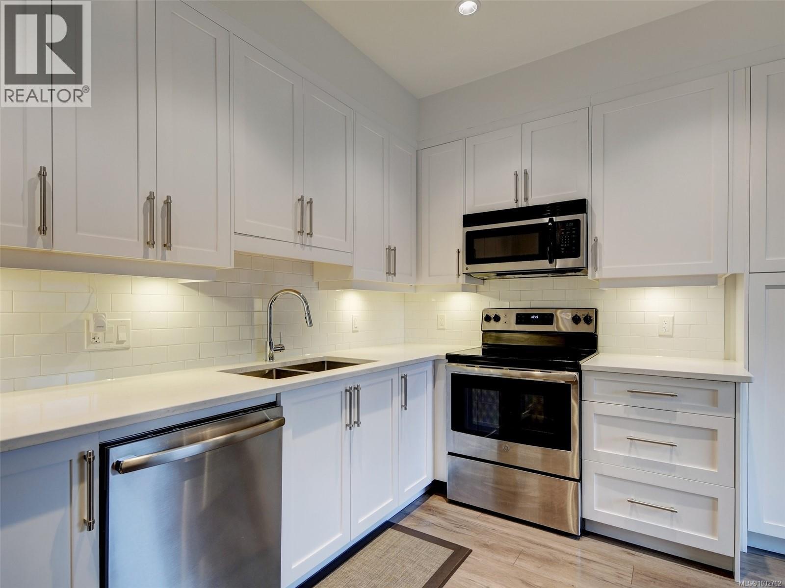 101 6717 Ayre Road, Sooke