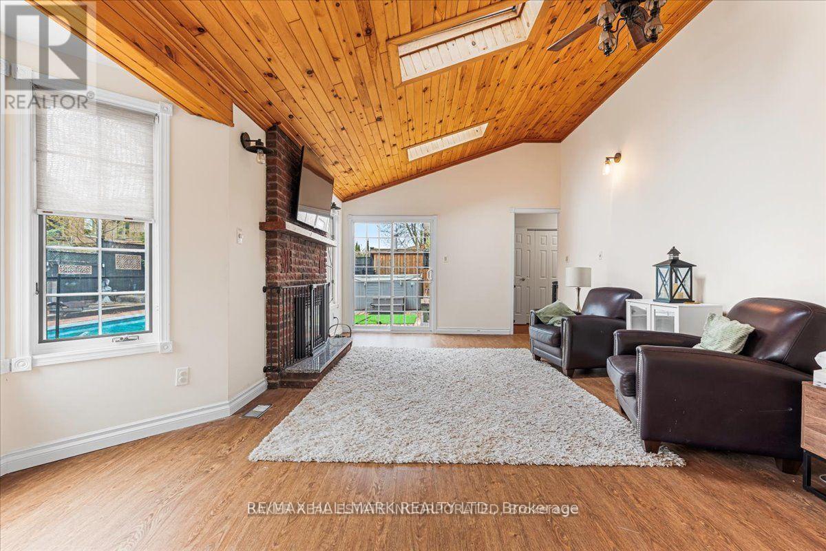 8 LAKEVIEW HEIGHTS — photo 15