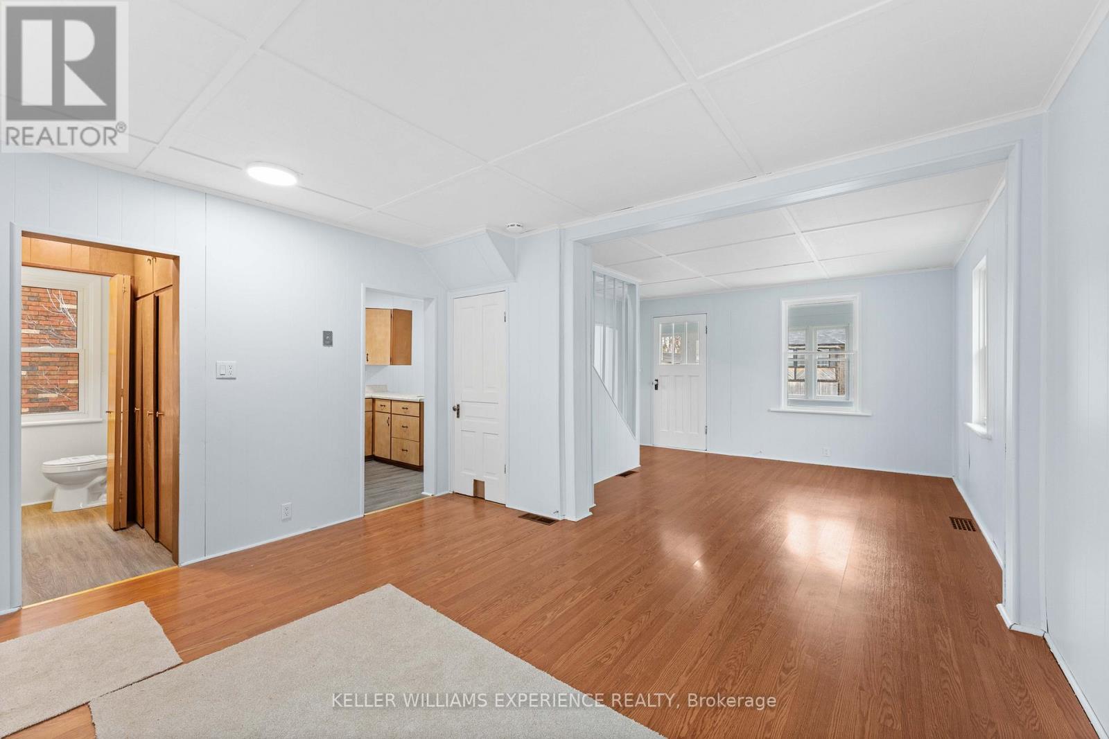 125 RAGLAN STREET — photo 6