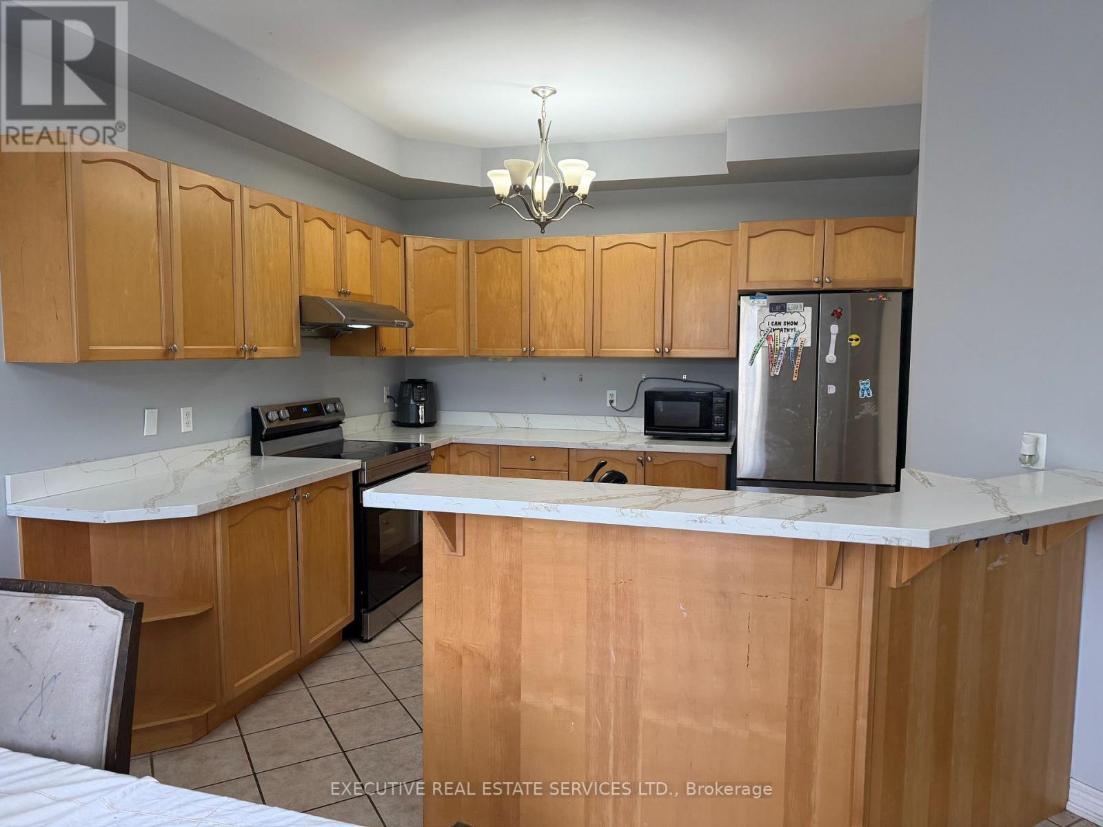 39 HURST STREET - 21