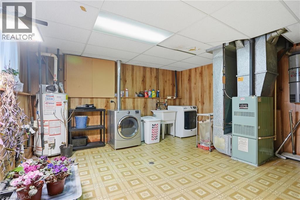 63 LINWELL ROAD - 33