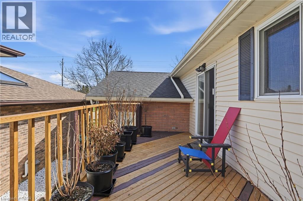 63 LINWELL ROAD - 35