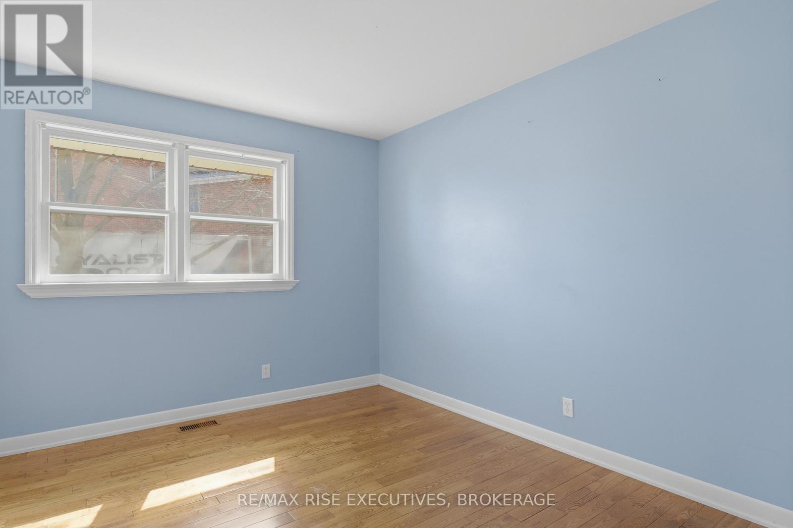 7 BENJAMIN STREET - 20