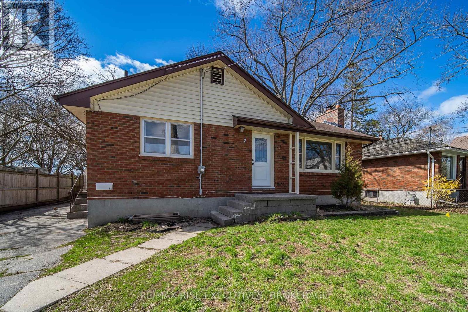 7 BENJAMIN STREET - Image 3