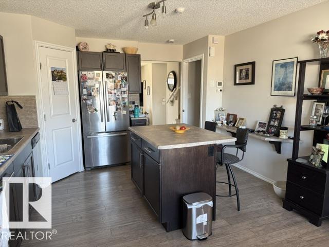 21316 95 AV NW - 11