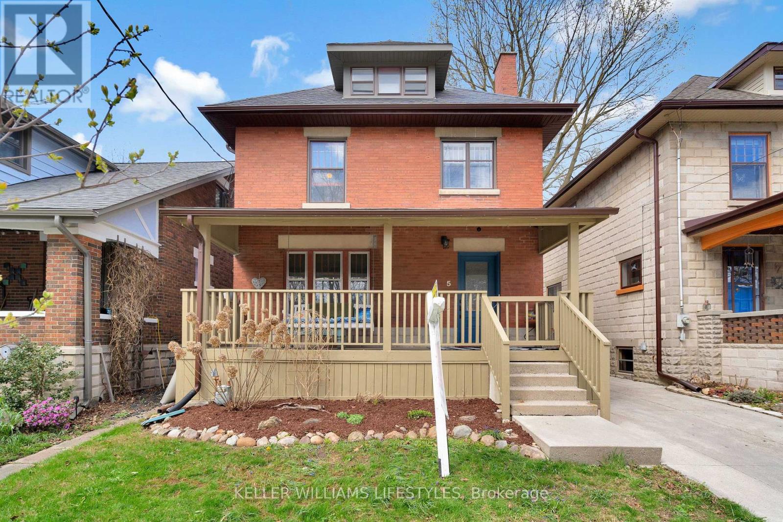 5 COVE ROAD - 1