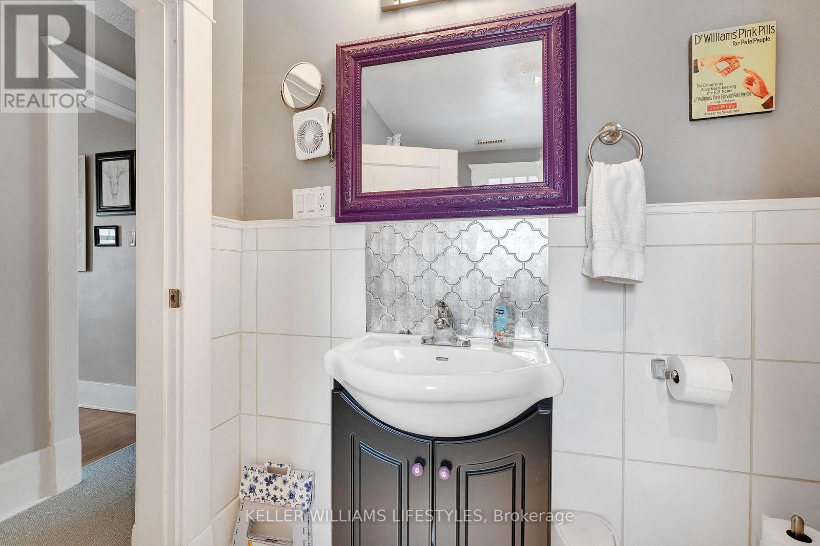 5 COVE ROAD Property Photo