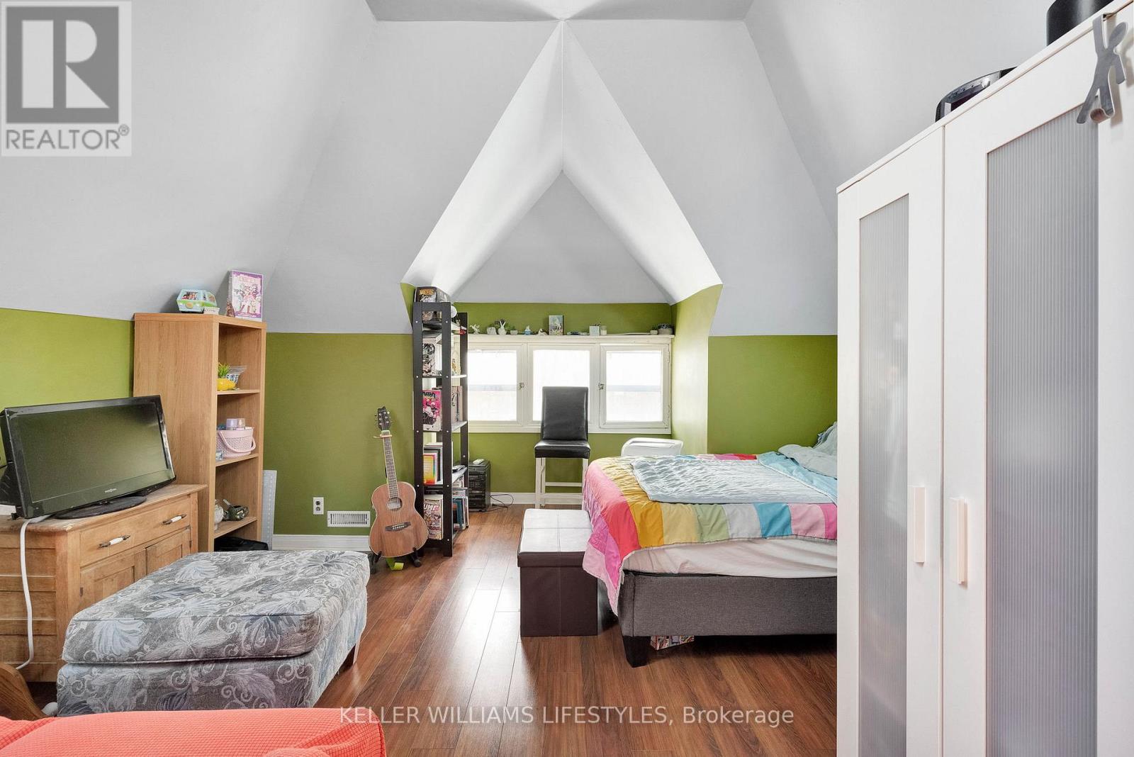 5 COVE ROAD - 30