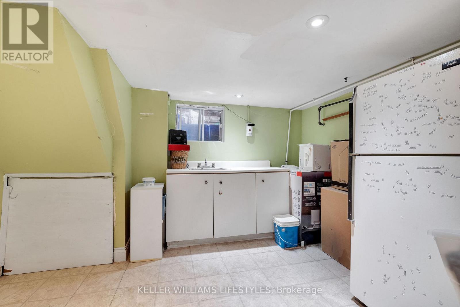 5 COVE ROAD - 32