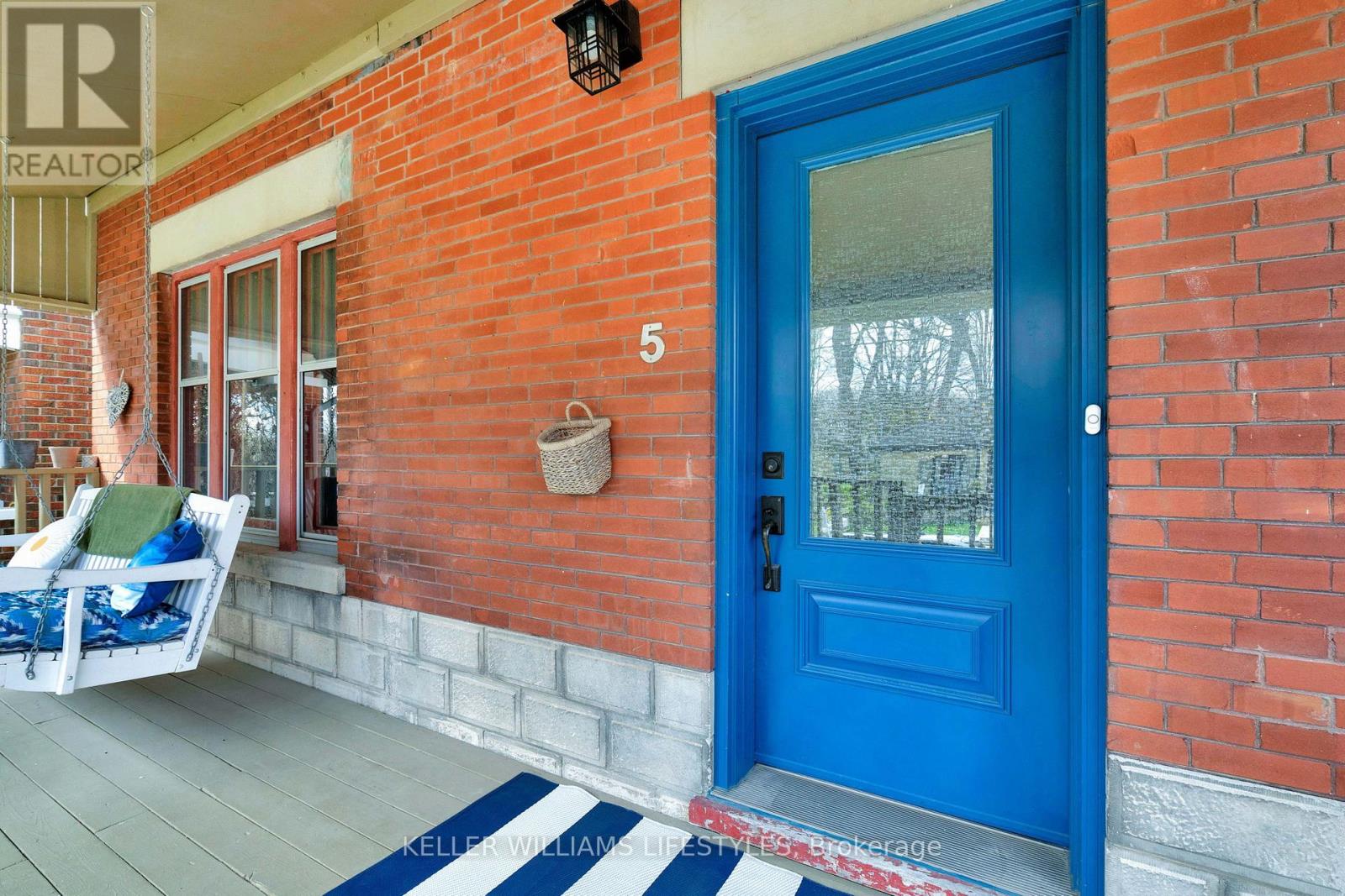 5 COVE ROAD Property Photo