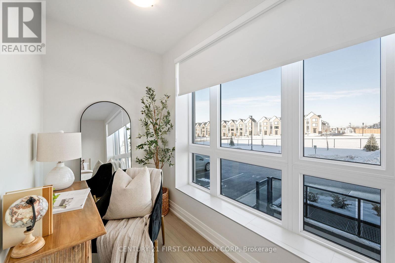 #203 1560 UPPER WEST AVENUE - 12