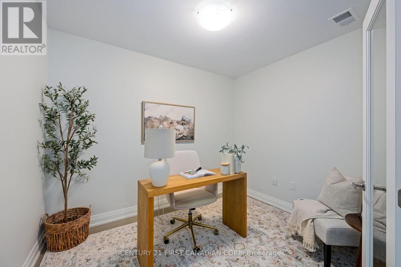 #203 1560 UPPER WEST AVENUE - 2