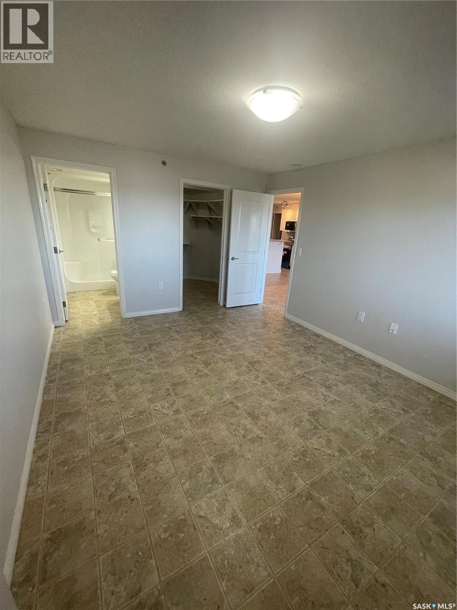 #604 2221 ADELAIDE STREET - 16