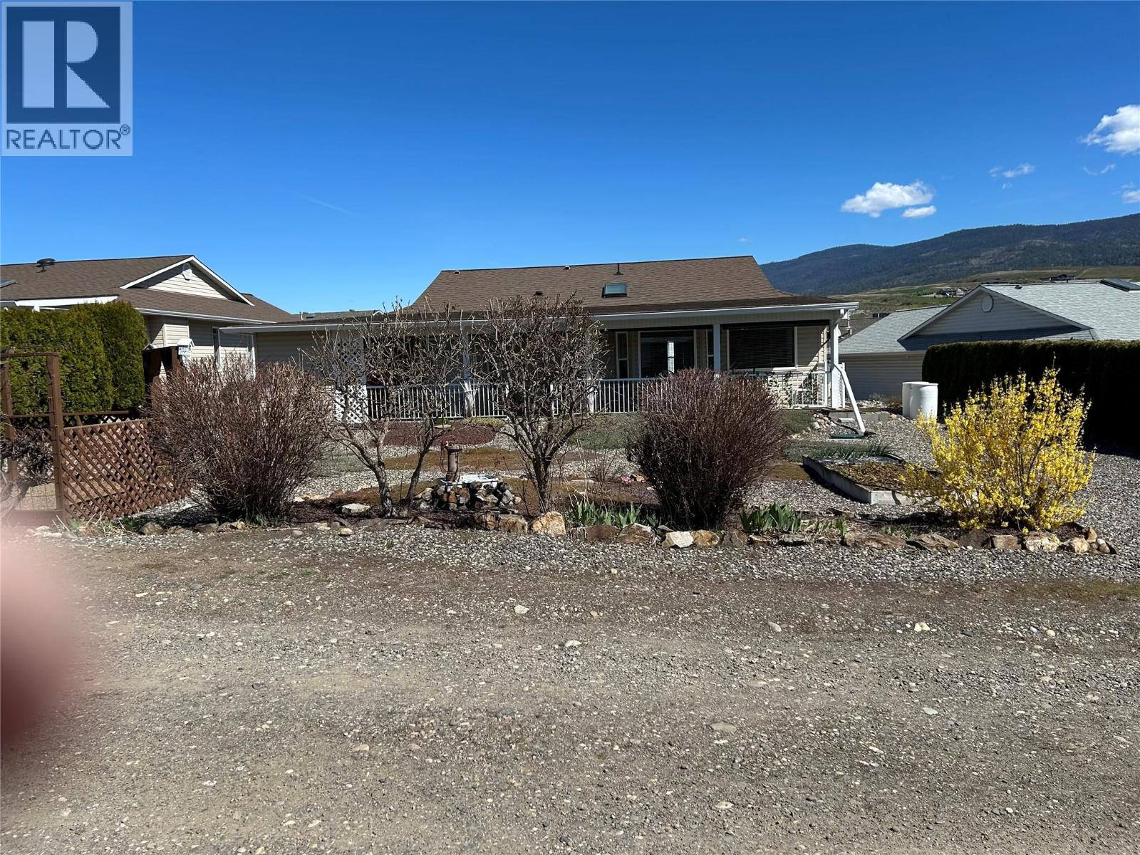 851 8 Avenue, Vernon