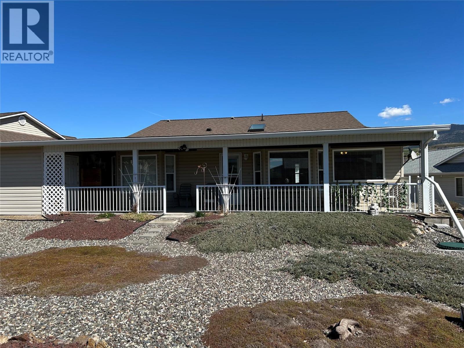 851 8 Avenue, Vernon