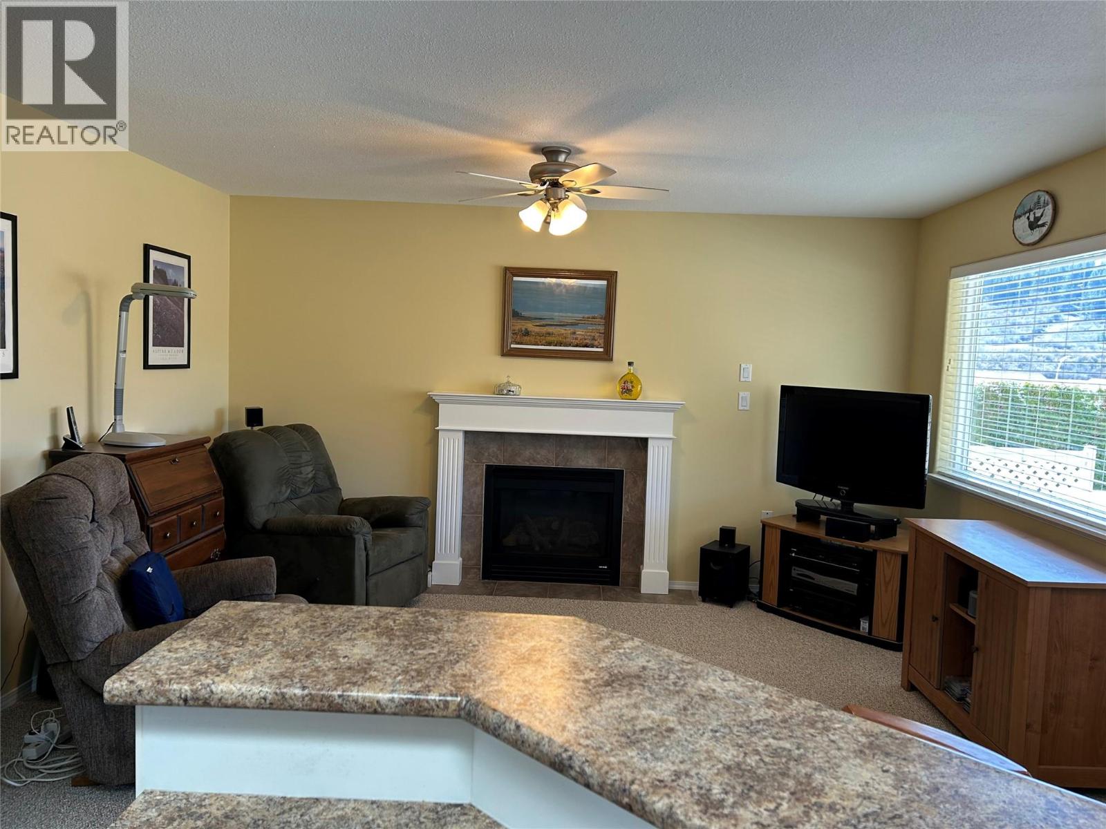 851 8 Avenue, Vernon